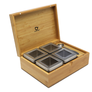 naturel-bamboe-theedoos-en-theebewaar-blik-open-removebg-preview